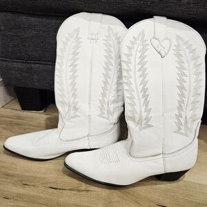 White Western Cowboy Boots